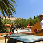 Hotel Oasis